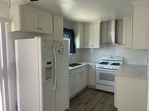 2nd image of 2832 Massachusetts Ave