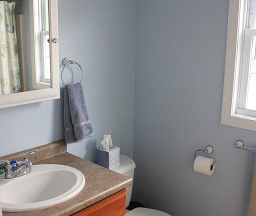 4th image of 20 Farrwood Pl