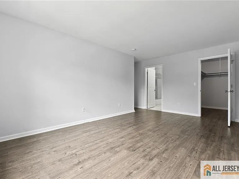 2602 Cypress Ln — Photo 24