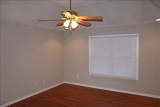 4th image of 347 Cedar Hollow Dr