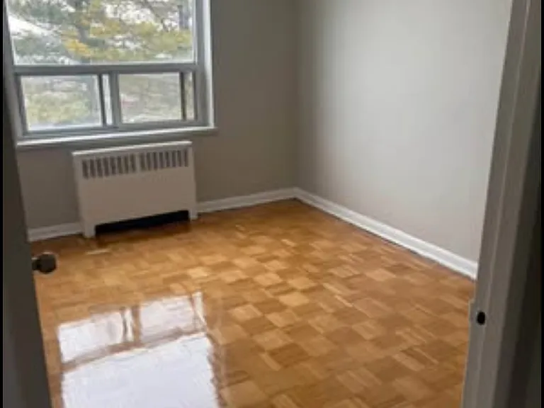 1385 Sheppard Ave W — Photo 19
