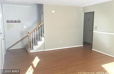 3rd image of 100 Lyndale Ct