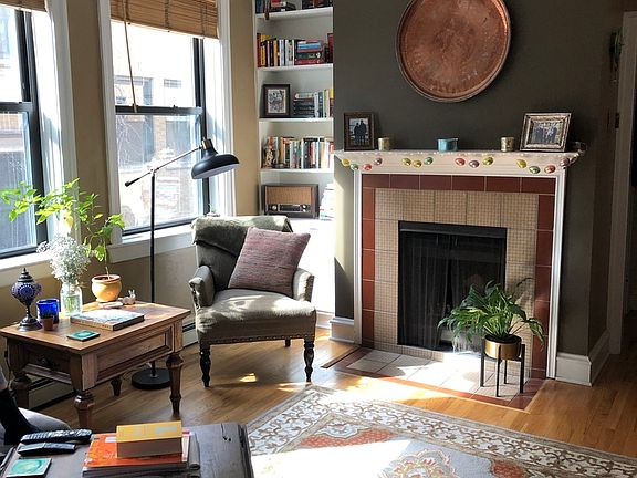 3rd image of 636 W Waveland Ave Unit C3