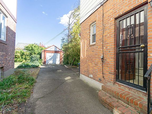 3rd image of 8139 188th St