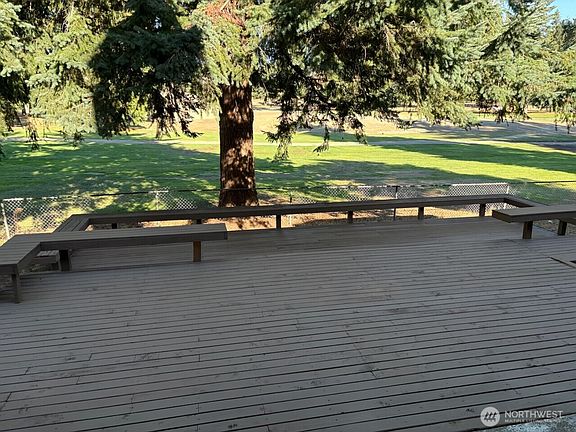 4th image of 3707 Northshore Boulevard NE