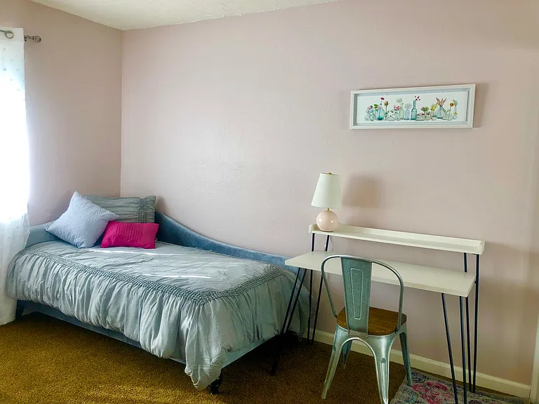 3310 Stratford Ave — Photo 33