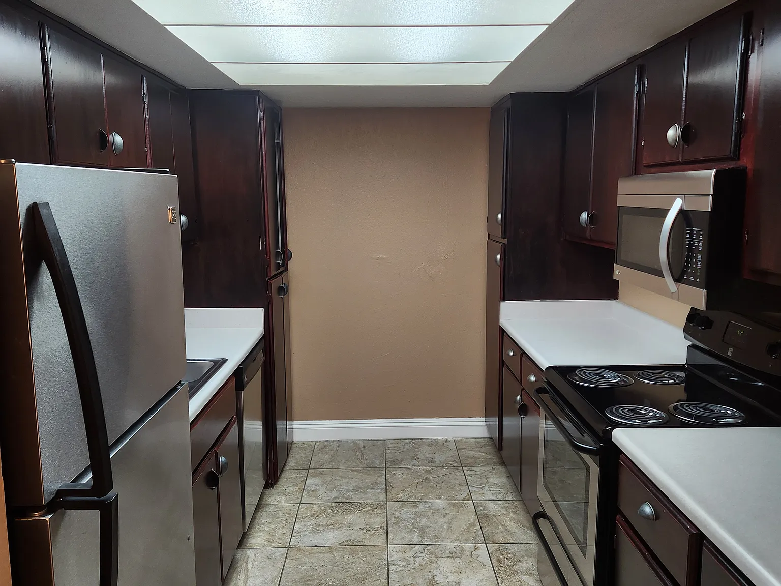 1 bed, 750 sqft, $1,280 — Photo 3