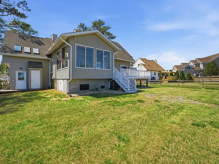 20B Freeman Dr — Photo 44