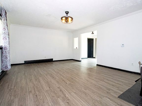 4th image of 1515 Cinnamon Dr