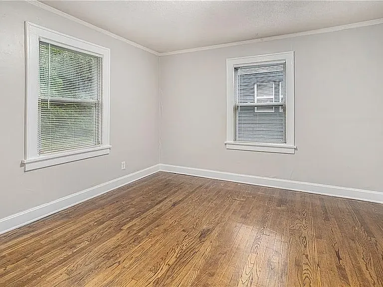 5411 The Paseo #1 — Photo 9