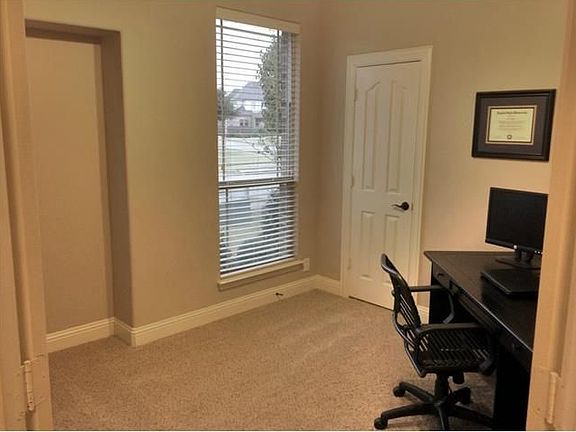 3rd image of 7705 Thistledown Dr
