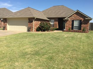 2309 Meadowview Dr, Duncan, OK 73533