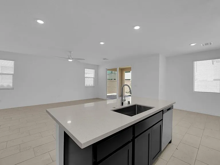 4368 Bayley Skye Ave — Photo 2