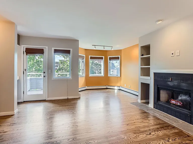 1529 Spruce St #7 — Photo 4