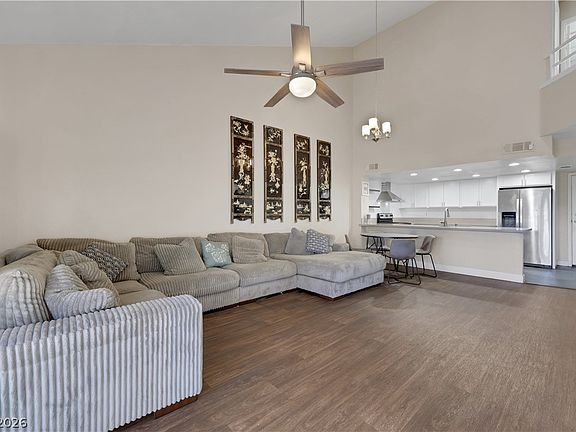 3rd image of 5635 Vineyard Ln #5635