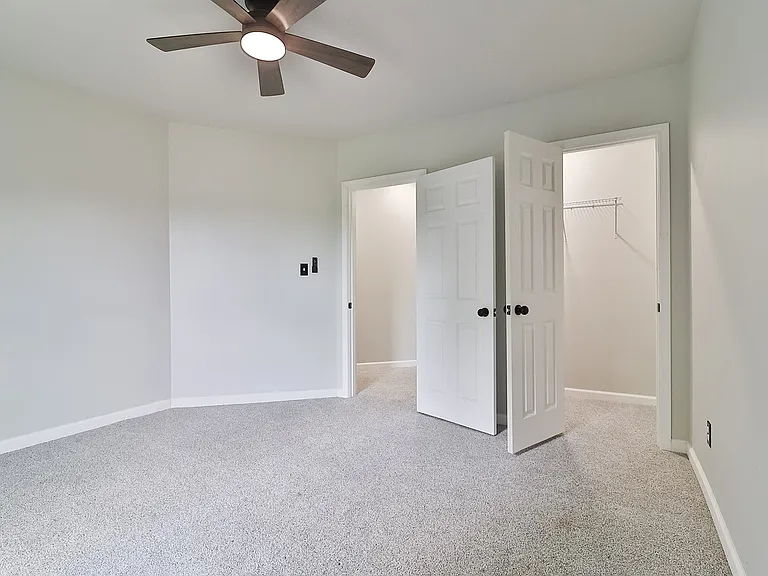 412 W Kibby St — Photo 37