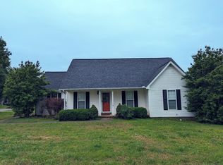 2211 Centertree Dr, Murfreesboro, TN 37128