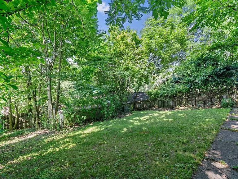 5878 Burchfield Ave #2 — Photo 22