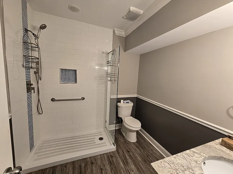 545 Lakeview Dr #B — Photo 11