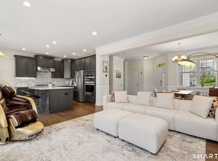 Rivington - Mews & Ridge, Danbury, CT 06810