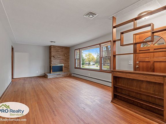 2nd image of 4075 Jersey Ave N