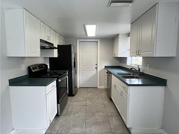 3rd image of 13649 Marquette BLVD