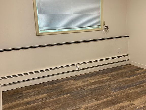 4th image of 1336 W 23rd Ave #109