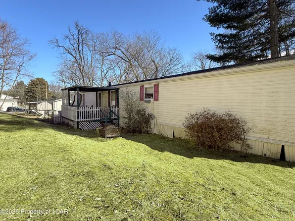 454 1/2 Carver St, Larksville, PA 18651