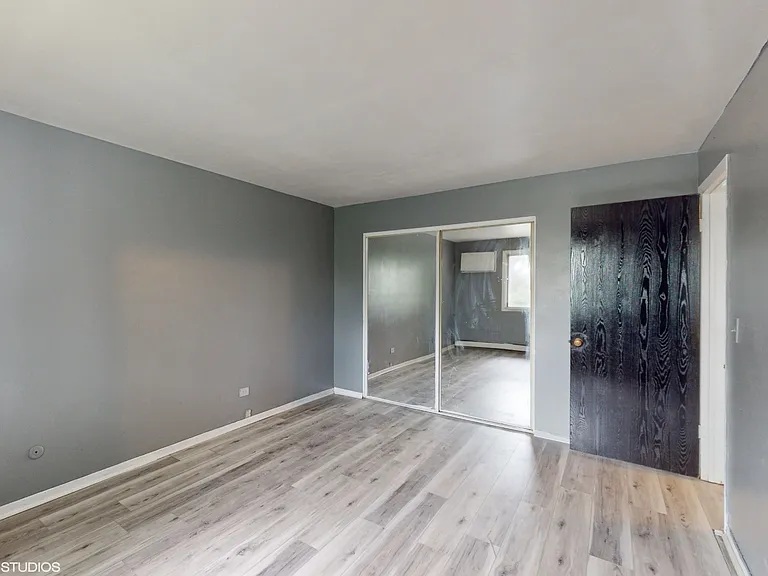 8111 Waterbury Ct — Photo 27