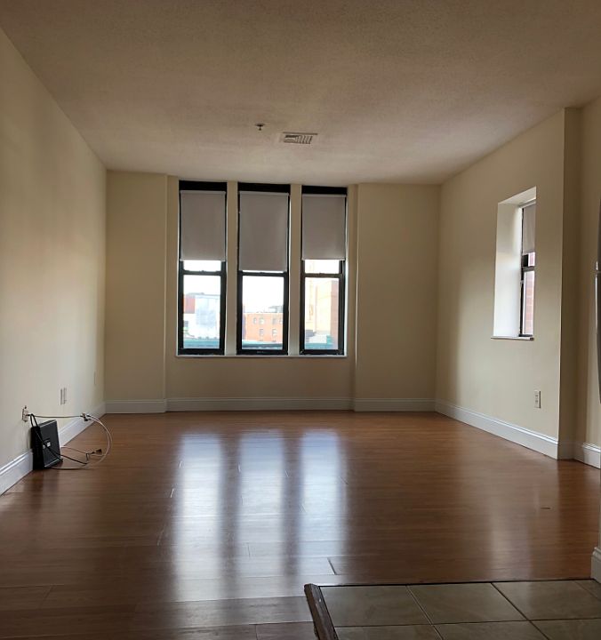 2nd image of 1130 Boylston St #603