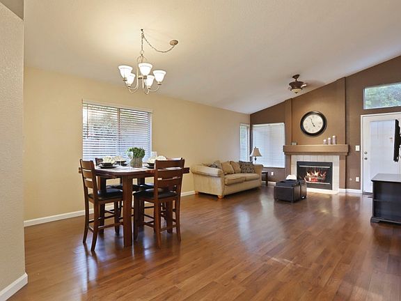 5th image of 8370 Bull Mountain Cir