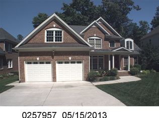 5604 Bennettwood Ct, Raleigh, NC 27612