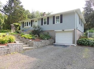 13 Enfield Rd, Pelham, MA 01002