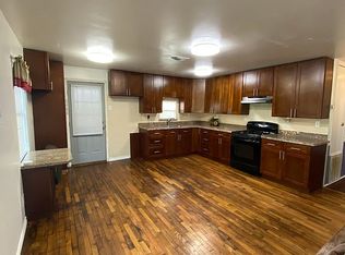 902 Gatecrest Dr, Houston, TX 77032