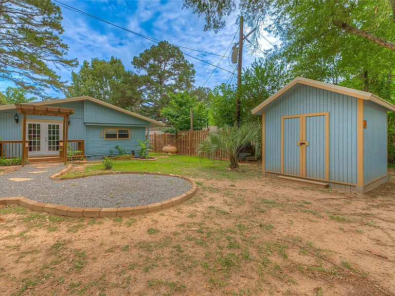 104 W Paradise Dr — Photo 17