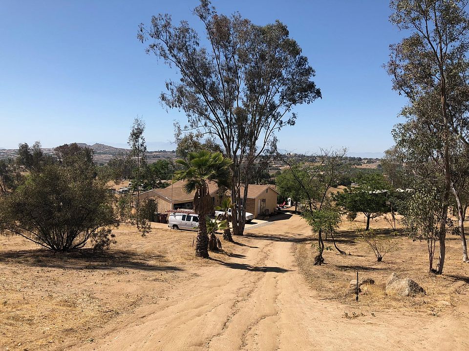 Drive way