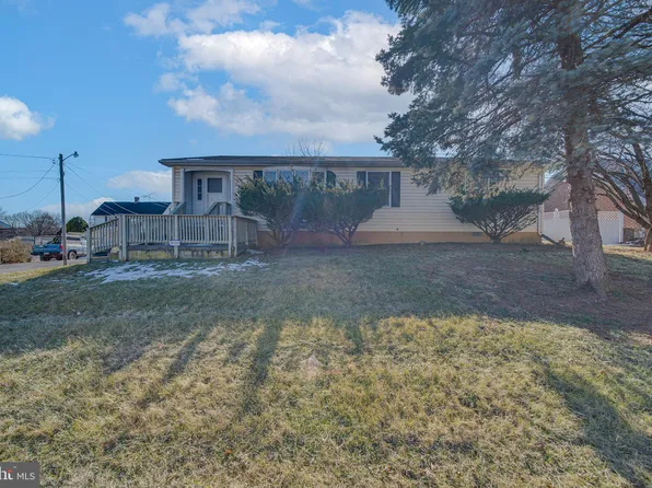 231 Jefferson St, Martinsburg, WV 25401