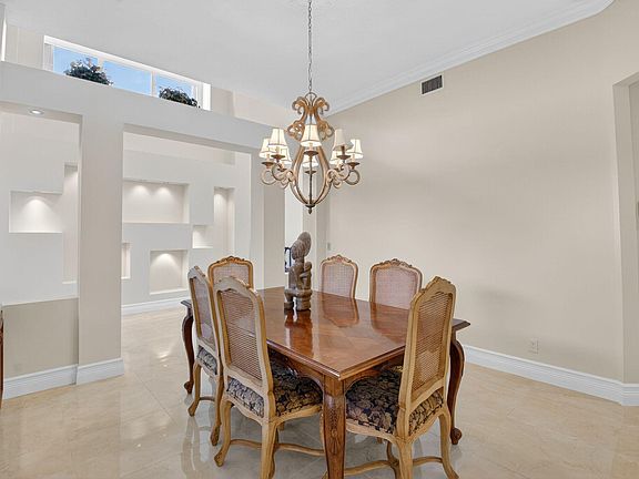 5th image of 5413 Ascot Bend