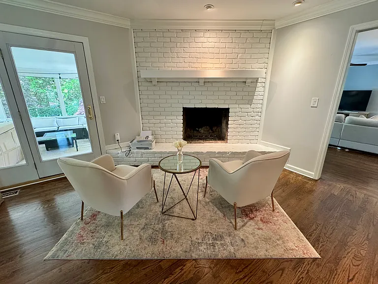 3075 W Roxboro Rd NE — Photo 9