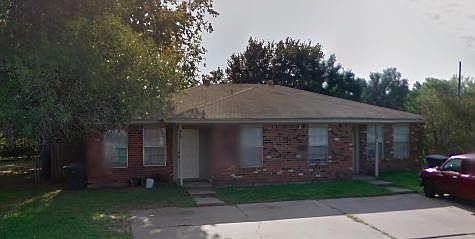1st image of 300 Columbia Ct