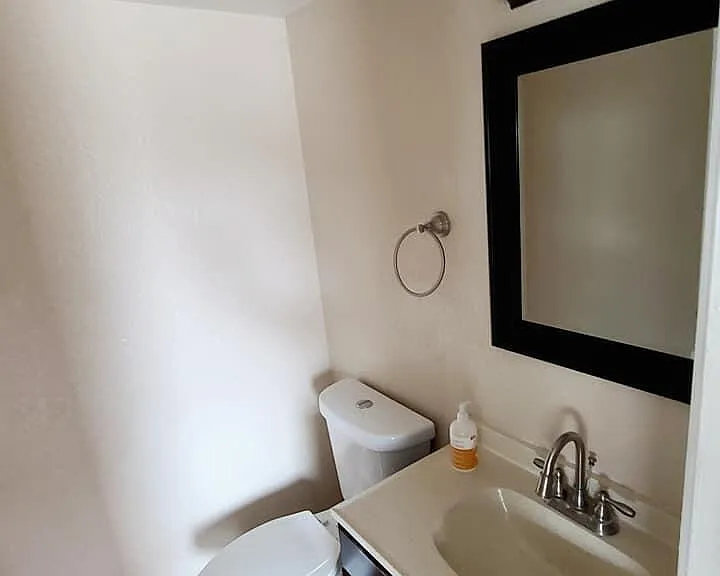 765 Colchester Dr — Photo 10