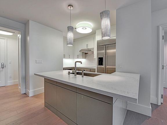 5th image of 690 Market St #505