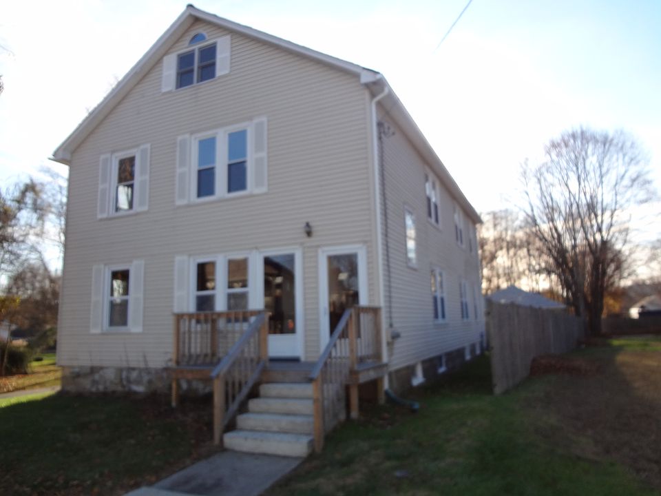 2nd image of 46 Elm St