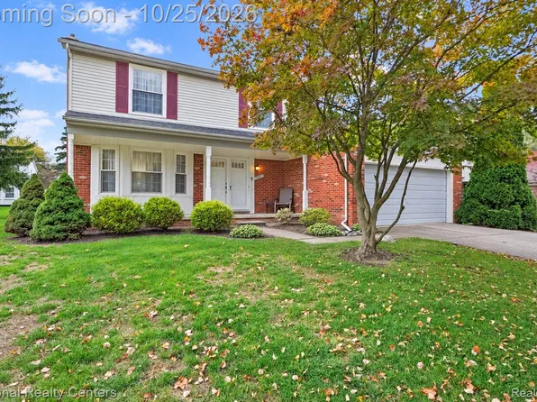 19607 Whitby Dr, Livonia, MI 48152