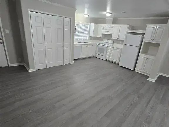 4th image of 16126 Maladi Dr #16126M