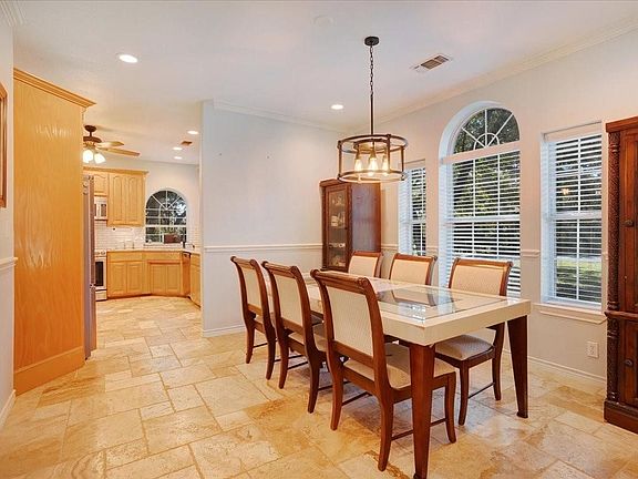 5th image of 169 Ridgeview Dr