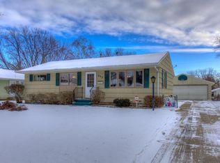 838 22nd Ave N, South Saint Paul, MN 55075