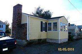 2nd image of 9 Wyvern Ln