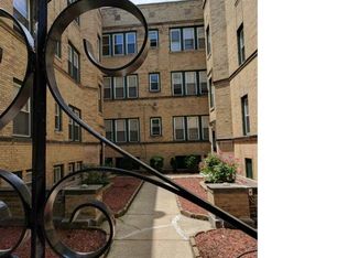 6658 S University Ave APT 3E, Chicago, IL 60637