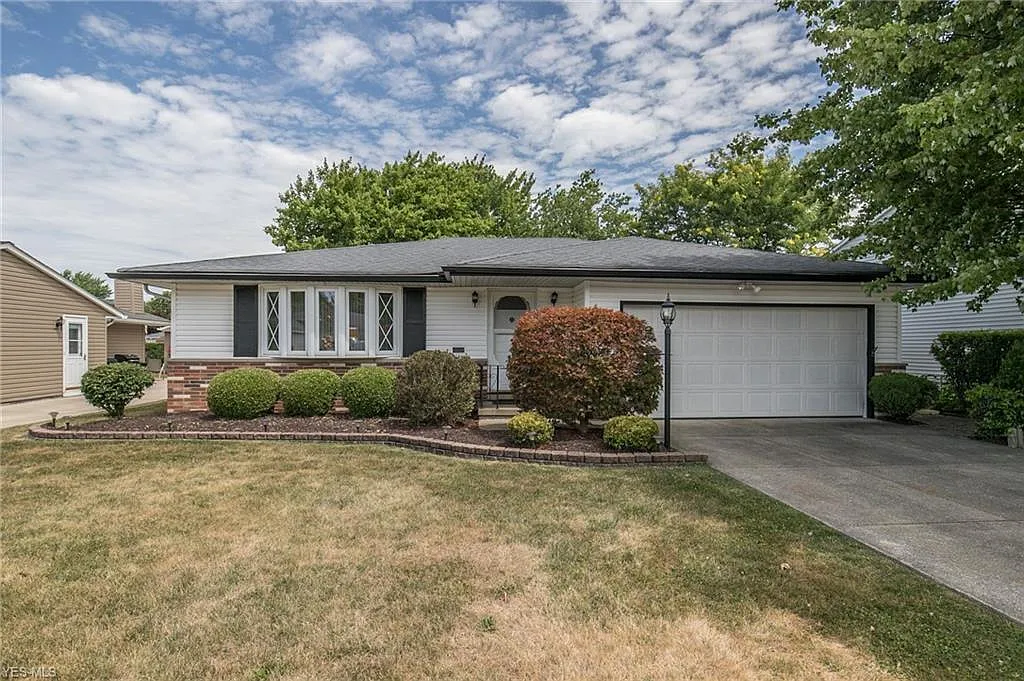 11500 Stormes Dr photo 1